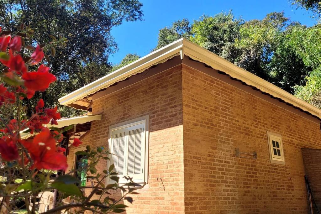Recanto Dos Beija Flores, Chale Bougainville Monte Alegre do Sul Eksteriør billede
